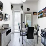 Della Rosa Centro Apartment