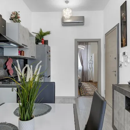 Della Rosa Centro Apartment Turin